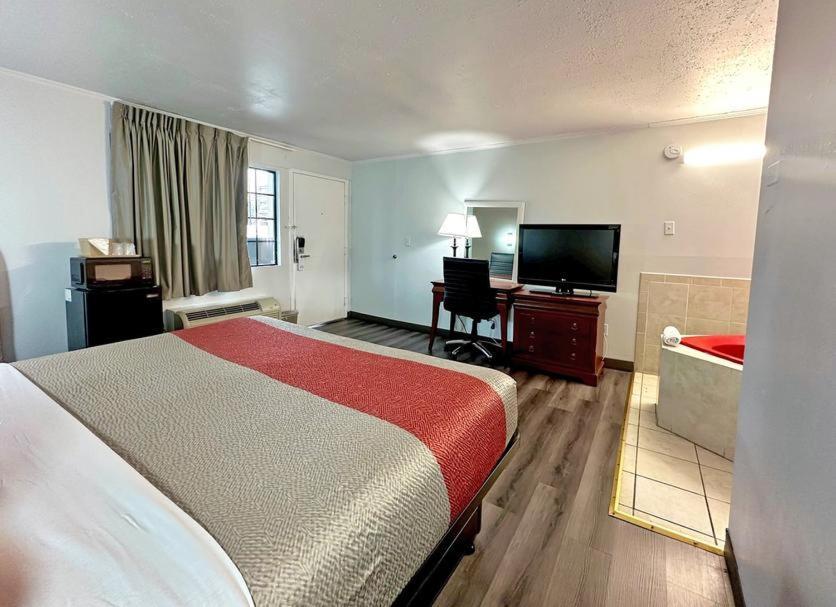 Red Carpet Inn - Stamford Ngoại thất bức ảnh